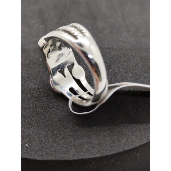 Silver Tone Ring - 8.5 Women's - Multicolor Glass Stones - Picture 5 of 5